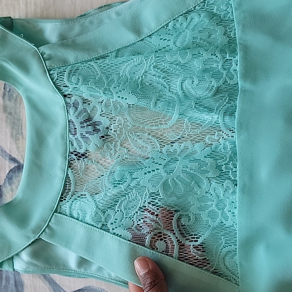 BCX Ruffle front Sleeveless Blouse - Picture 7 of 9